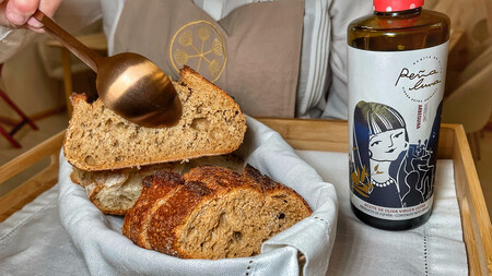 Sintesis La Linea Pan Artesa Aceite Pena Luna