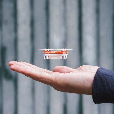 El drone que cabe en la palma de tu mano, Skeye Nano Drone