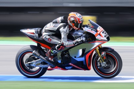 Marco Melandri y Aprilia rompen su relación. Michael Laverti toma el relevo (Actualizado)