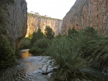 Ruta con niños: los cañones del Turia y los puentes colgantes de Chulilla