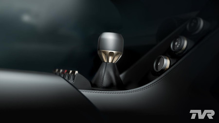 TVR presenta la primera imagen del interior de su nuevo auto