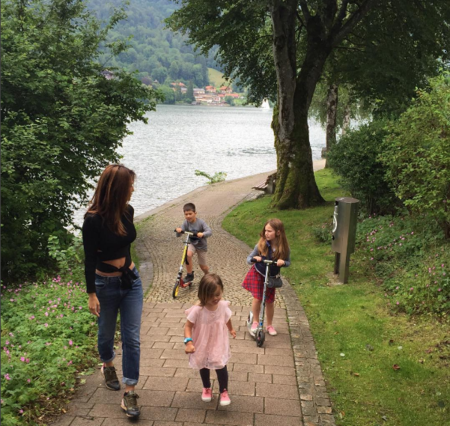 Pero qué familia idílica la de Xabi Alonso