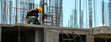 España ha cometido un grave error: fijar sus horarios de trabajo mirando el reloj en lugar del termómetro