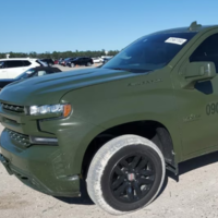 No parece legal, pero en Texas alguien está subastando una pick-up que parece venir del Ejército Mexicano. El precio no está mal