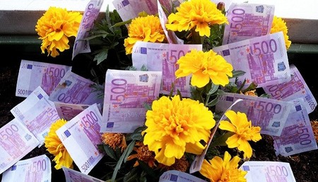 La economía 'B' crece con la crisis económica