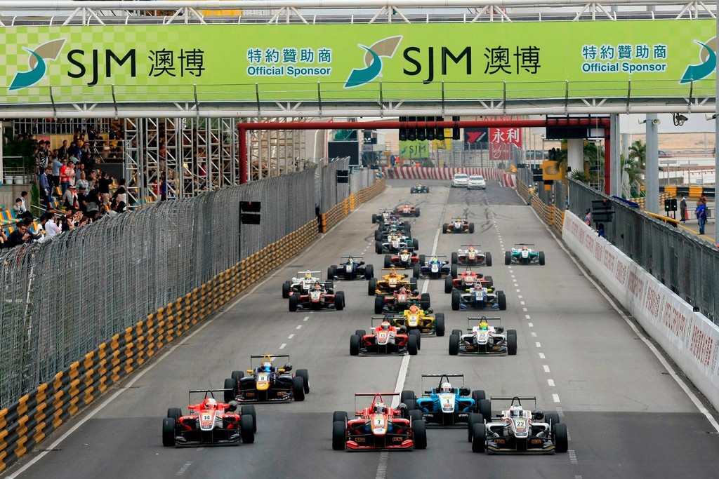 Macau Grand Prix 2012 Antonio Felix Da Costa Red Bull