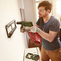 El chollo del día en bricolaje es este taladro percutor Bosch EasyImpact 600 con maletín, rebajado a menos de 40 euros