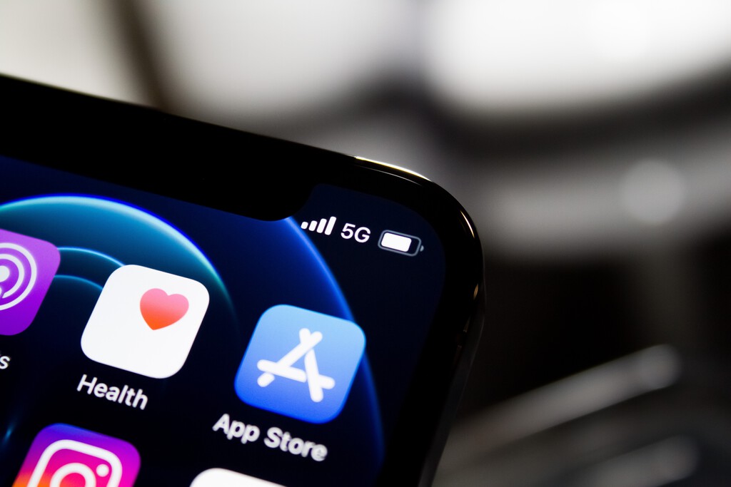 Cambio histórico: la beta de iOS 17.2 permite instalar aplicaciones ajenas a la App Store a desarrolladores, y eso nos dice mucho sobre el futuro Cambio histórico: la beta de iOS 17.2 permite instalar aplicaciones ajenas a la App Store a desarrolladores, y eso nos dice mucho sobre el futuro