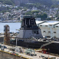 Japón está construyendo dos murallas flotantes de 12.000 toneladas capaces de lanzar 128 misiles para protegerse de China y Corea del Norte
