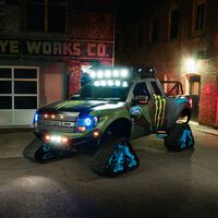 La apocalíptica Ford F-150 RaptorTRAX de 650 CV de Ken Block, con orugas en lugar de ruedas para conquistar la nieve, ahora puede ser tuya