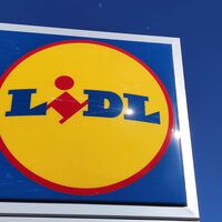 Lidl lanza esta moto eléctrica barata que de hasta 45 km/h, 71 km de autonomía y para dos personas