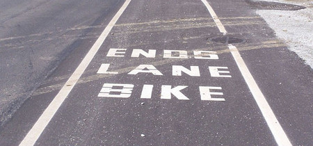 Los ciclomotores eléctricos se ganan un hueco en los carriles bici de Toronto