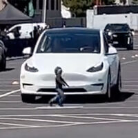 Un Model 3 en Autopilot atropella un niño de maniquí, y Tesla está haciendo lo posible por eliminar el video