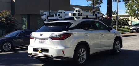 ¡Ouch! Ahora es el coche autónomo de Apple el que sufre un accidente