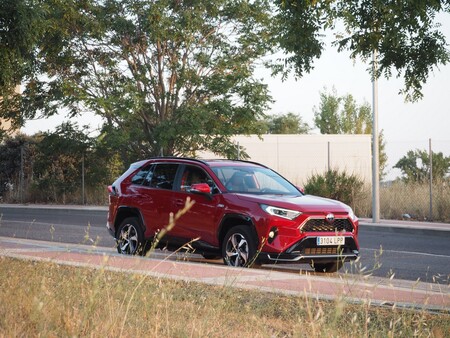 Toyota Rav4 Plugin 1