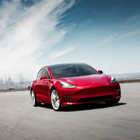 Tesla eliminará funciones de los Tesla Model 3 básicos: las tenían por error y ahora serán de pago