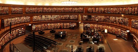¿Sirve de algo un título universitario en España?