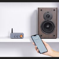 Dale una nueva vida a los viejos altavoces de la minicadena con este amplificador compacto, bonito y barato 