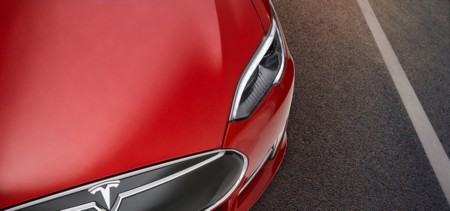 Elon Musk confirma fechas para el Tesla Model III e insiste en un precio de 35.000 dólares