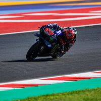 La nueva moto de Yamaha para MotoGP 2023 ilusiona a Fabio Quartararo: "Es un motor de F1. Estoy entusiasmado" 