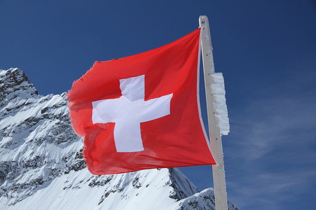 Suiza pone fin a su secreto bancario