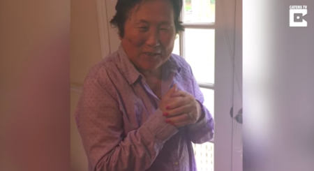 La tierna reacción de una mujer con Alzheimer al enterarse que será abuela... una y otra vez