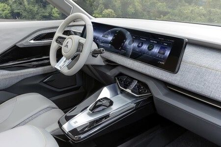 Mitsubishi Xfc Concept 4
