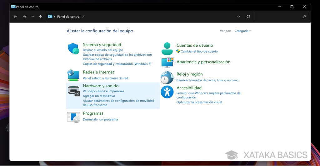Cómo mantener tu portátil con Windows 11 encendido al conectarlo a un