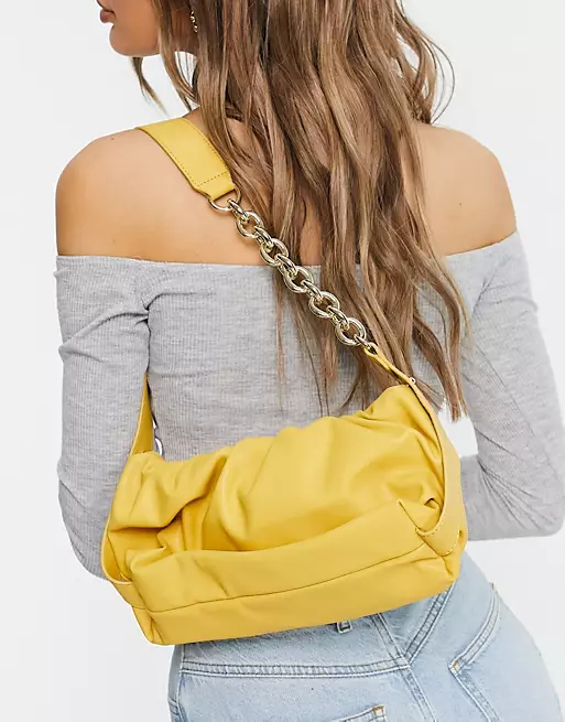 Bolso de hombro amarillo limón fruncido con correa de cadena de Glamorous