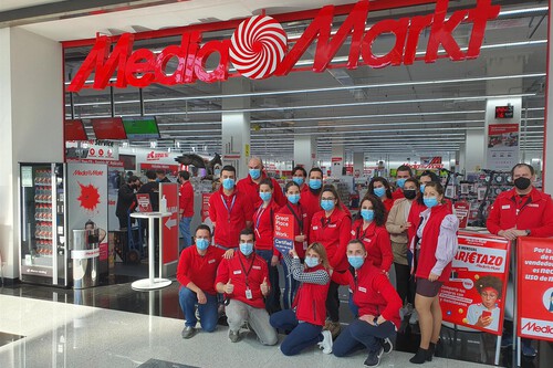 Liquidación de productos de exposición en el outlet de MediaMarkt: iPhone por 149 euros, consolas Nintendo desde 29 euros y mucho más a precio de chollo