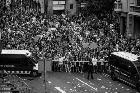 El "procés" de independencia de Cataluña a través de las imágenes de Fernando Capdepón