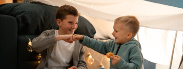 Nueve cosas que aprenden los niños de sus hermanos mayores de forma natural