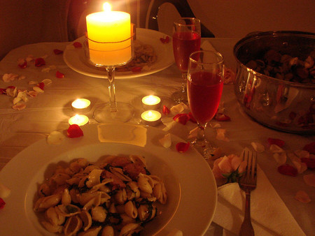 un-cena-romantica-en-casa