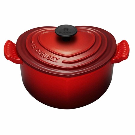 La olla Le Creuset con forma de corazón está rebajada a 114,48 euros en Amazon