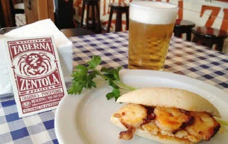 La 'Taberna Zentola' de Pontevedra oferta comer por 1 euro todos los viernes