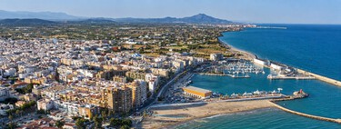Playas kilométricas, buena gastronomía y un casco histórico sorprendente: por qué este pueblo de Castellón merece una escapada en camper