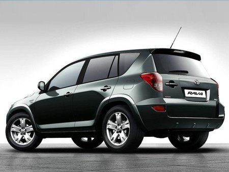 Nueva llamada a revisión de 308.000 SUV Toyota en Estados Unidos