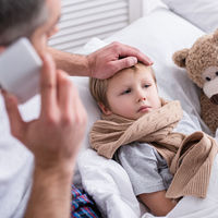 Qué hacemos con los niños cuando están enfermos: el derecho de los padres para cuidar de sus hijos