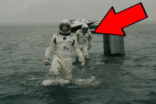 Ponle Pausa A Interstellar A La Hora 40 Minutos Y 28 Segundos Y Encontraras Un Detalle Oculto Que Demuestra Que Nolan Es Un Genio Compressed