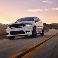 2018 Dodge Durango SRT: un muscle car con tres filas de asientos y un 6.4 HEMI V8 de 482 CV