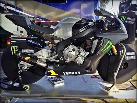 Yamaha Yzf R1 Graves Motorsports