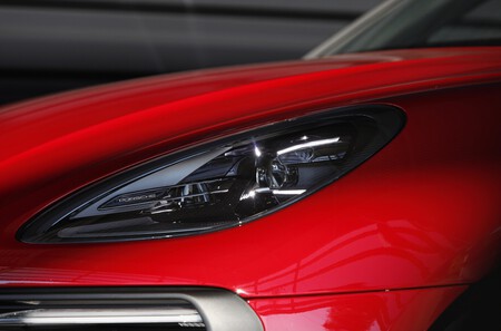 Faro matricial Porsche Macan