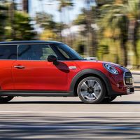 El MINI Cooper de tres puertas podría tener los días contados