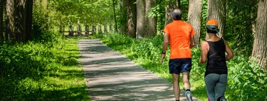 Estas son las zapatillas Hoka más premiadas, y ahora están con descuento en Decathlon