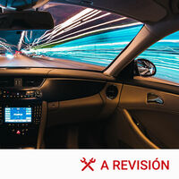 Adelantamientos prohibidos: cuándo dice la normativa que no se puede adelantar en carretera convencional o autovía