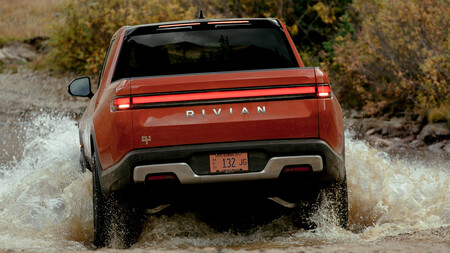 Rivian 4
