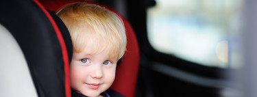 La explicación física de por qué las sillas a contramarcha son la opción más segura para viajar