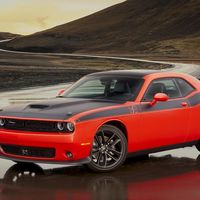 Lo sentimos mucho, Ford Mustang, el Dodge Challenger se corona como el muscle car más vendido