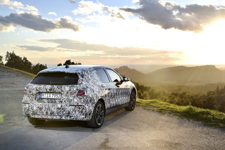 BMW Serie 1 2020 camuflado