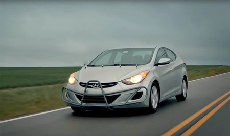 Hyundai Elantra 1 Milon Millas 02